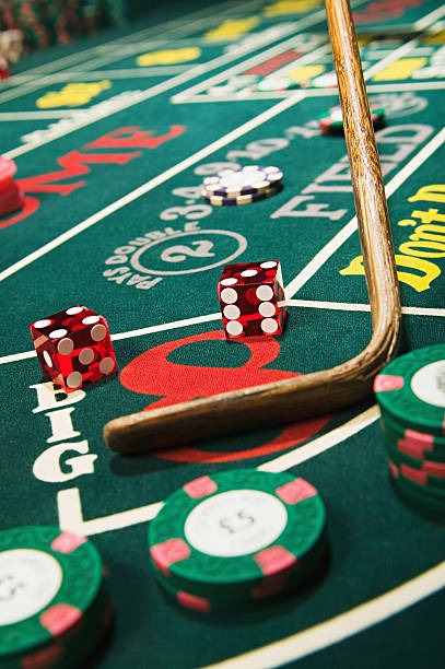 QRIS and GoPay payment icons for bet slip funding